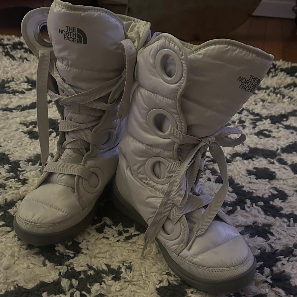 The North Face Women's Goose Down Winter Boots